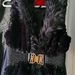 Super cute sinched waist faux fur vest